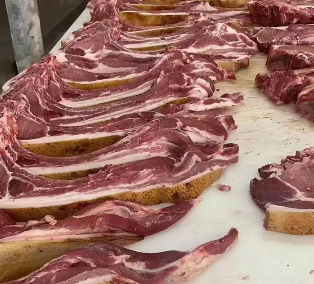 PORC FERMIER AFRICAIN CRU